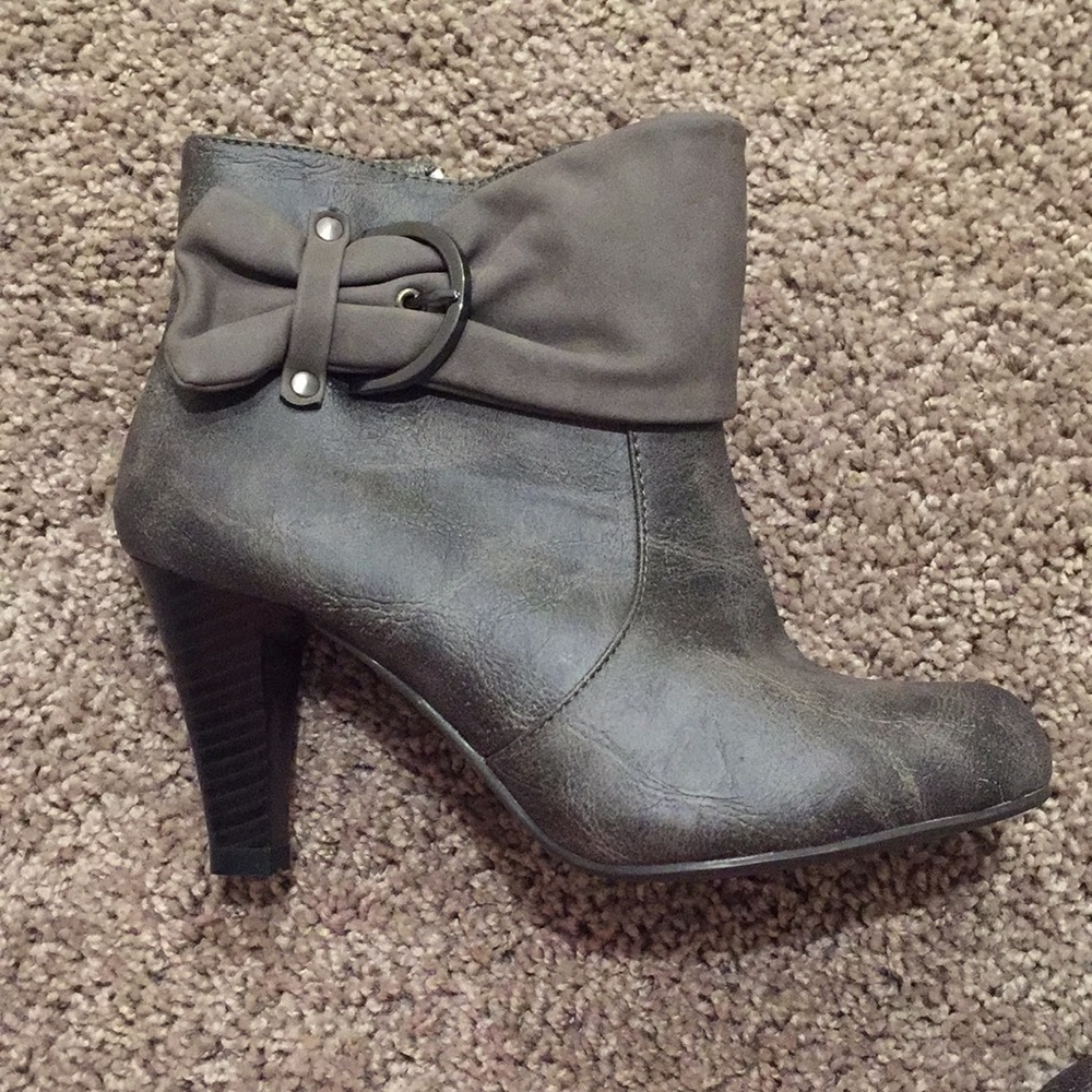 Booted heals - Picture 2 of 5